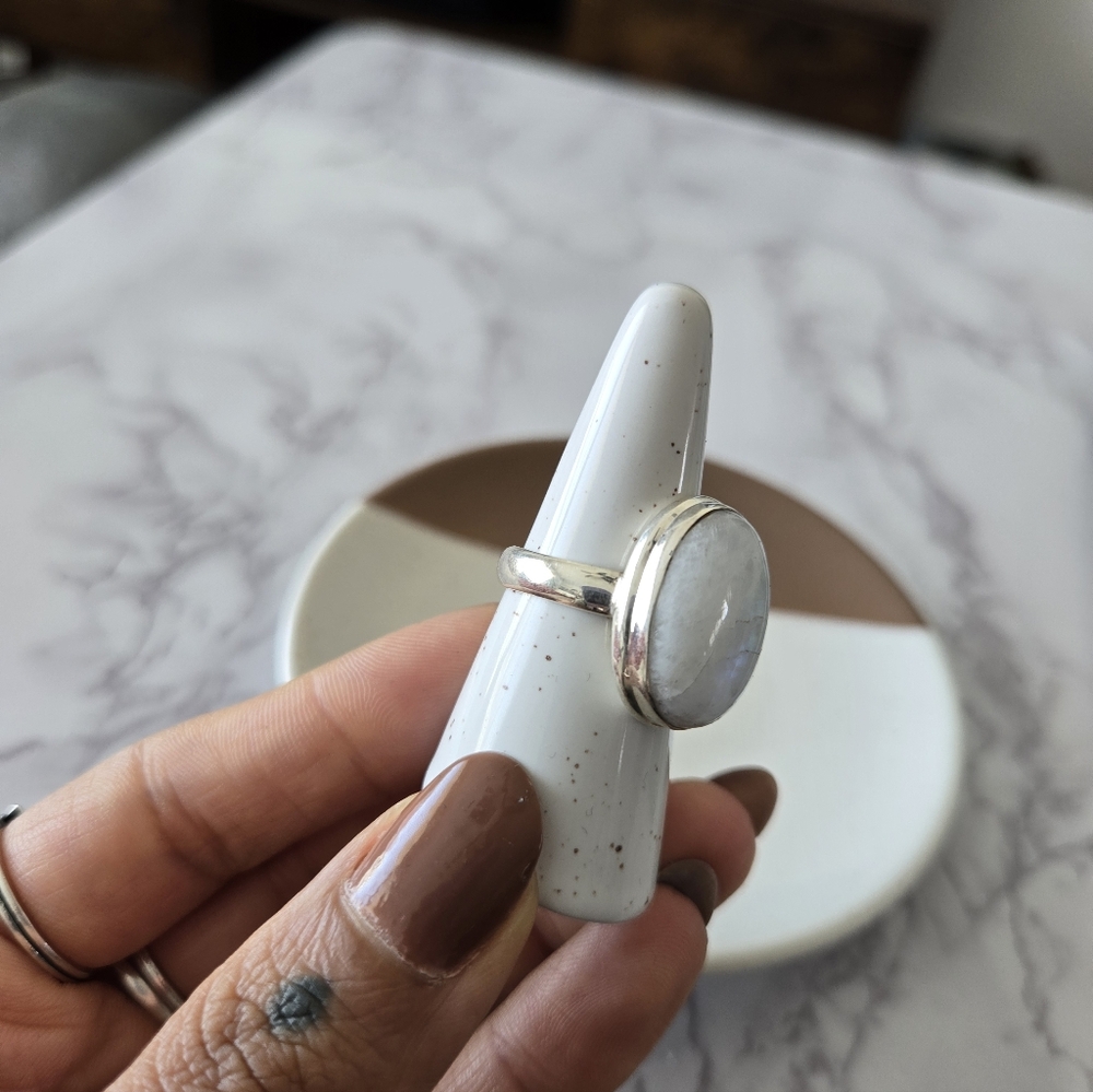 Silver Moonstone Ring Oval Moonstone Stamped 925 - image 6